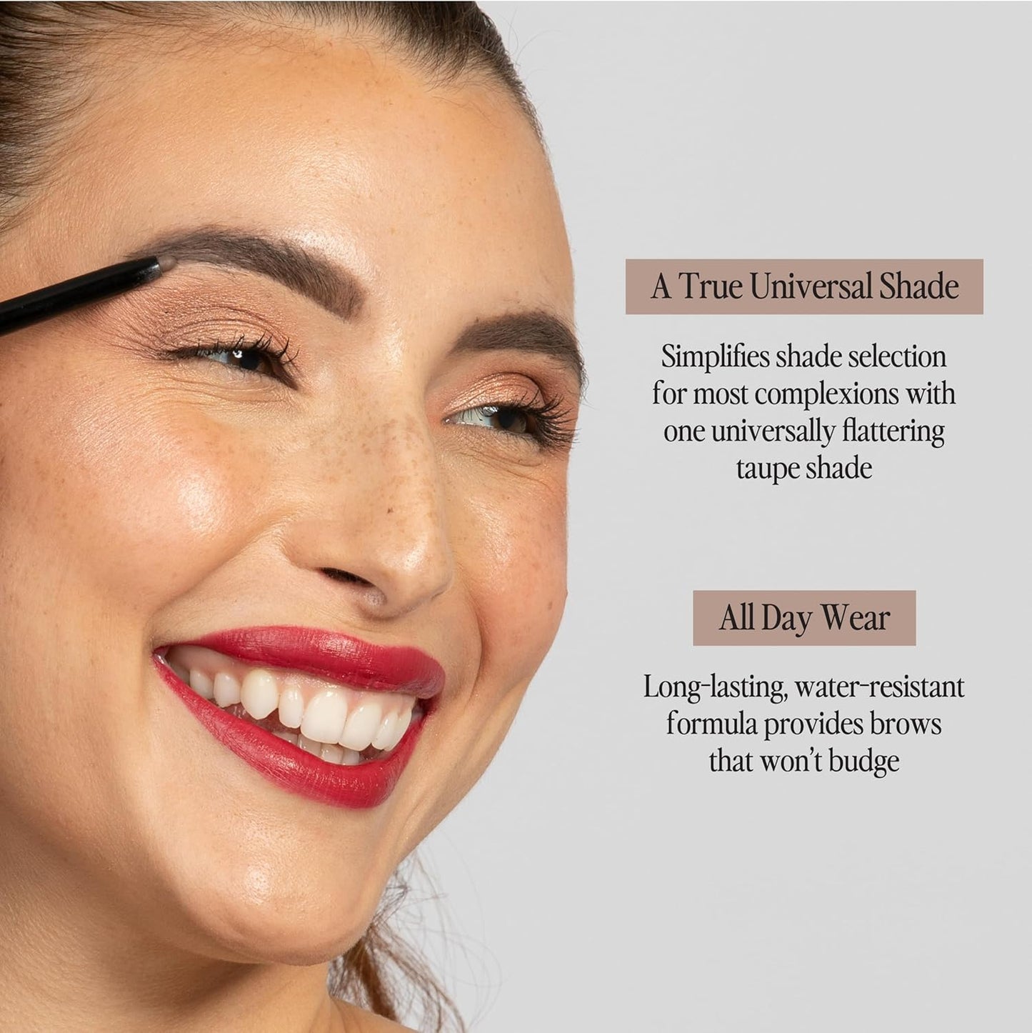 Get Flawless Brows with ! ✨ Dual-ended precision pencil + spoolie, waterproof matte finish, and totally vegan & cruelty-free. Perfectly defined brows made easy! 🖌️🌿 #Beauty #BrowsOnPoint