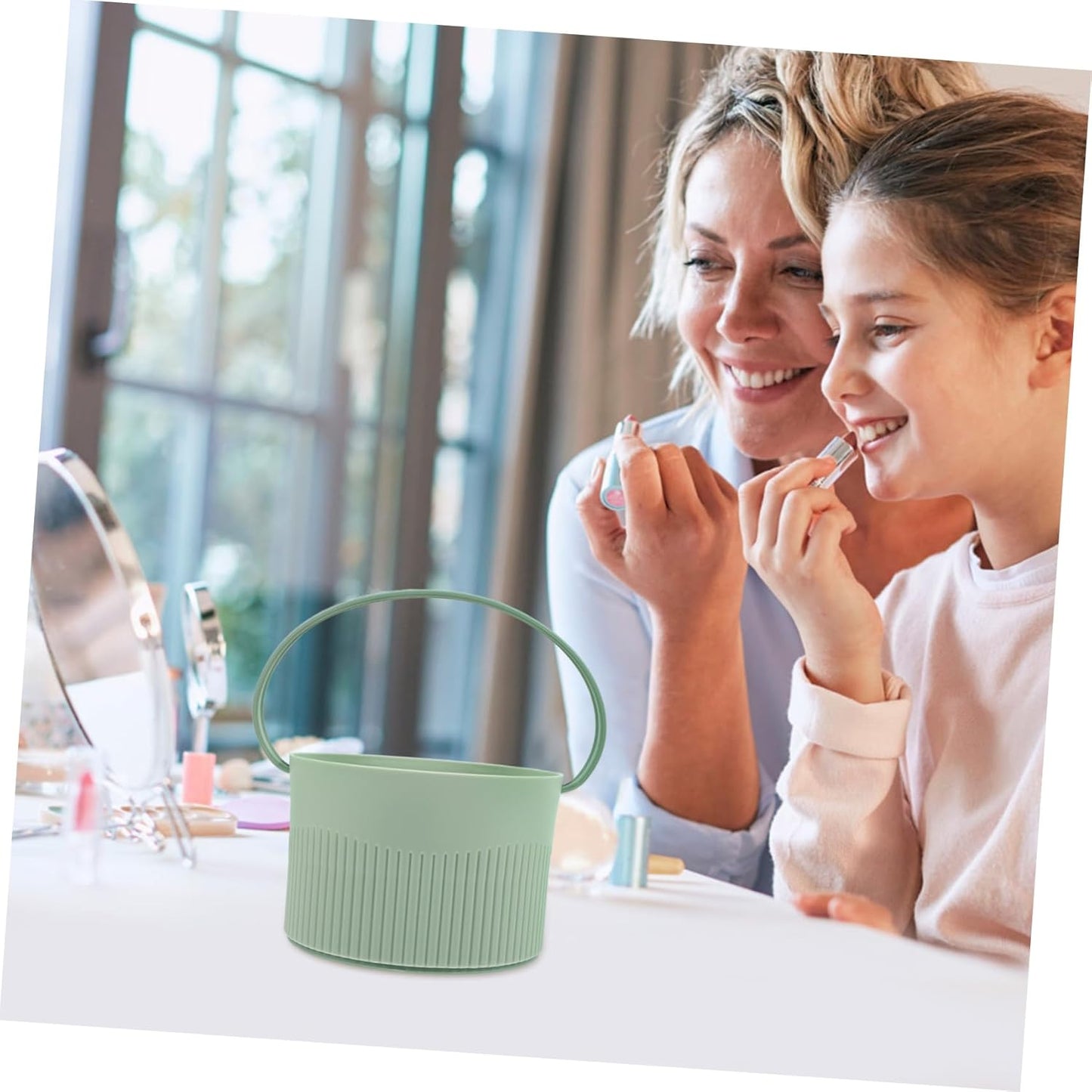 Transform your makeup routine with the Brush Cleaning Bowl – the ultimate tool for spotless brushes!✨🖌️ #MakeupMustHaves #CleanBeauty